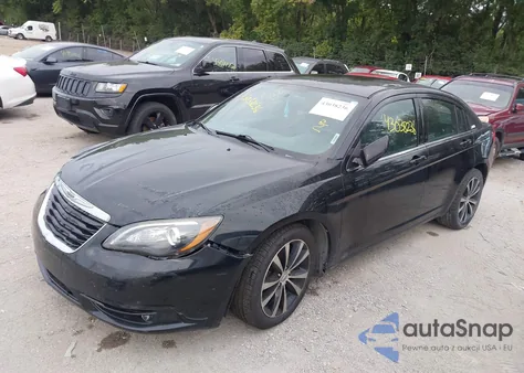 2013 Chrysler 200 Limited from USA, damaged, VIN 1C3CCBCG8DN689985